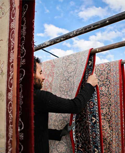 خشک کردن قالی در قالیشویی فرمانیه